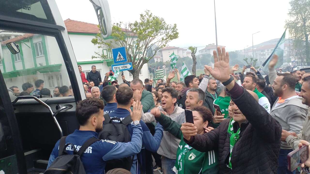Muğlaspor Tesisleri’nde Bayram Havası: "Biz Sahada Cevap Verdik, Şimdi Sıra Centilmenlikte" 5